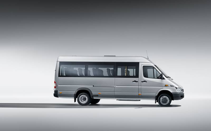 Фото автомобиля Mercedes-Benz Sprinter Classic микроавтобус